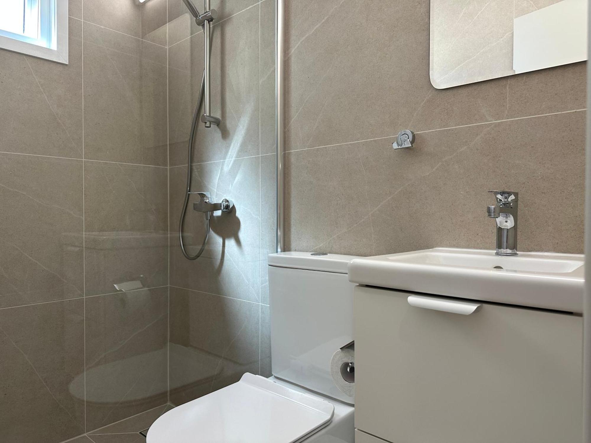 Olivia Mackenzie 2 Bedroom Flat With Pool لارنكا المظهر الخارجي الصورة