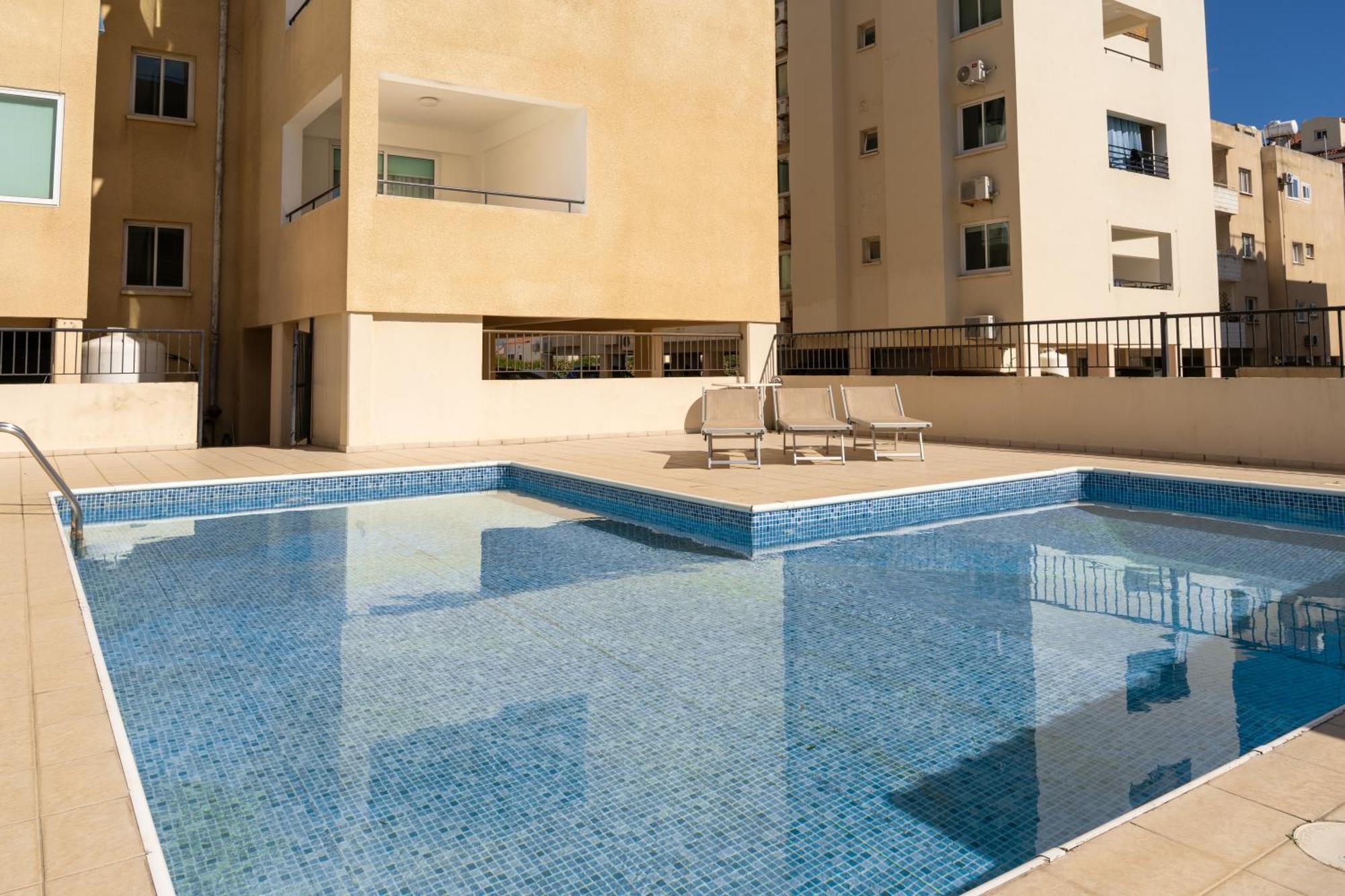 Olivia Mackenzie 2 Bedroom Flat With Pool لارنكا المظهر الخارجي الصورة
